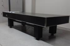 自動(dòng)平衡光學(xué)平臺(tái)	