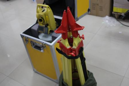 慣性基準傳遞用陀螺經(jīng)緯儀